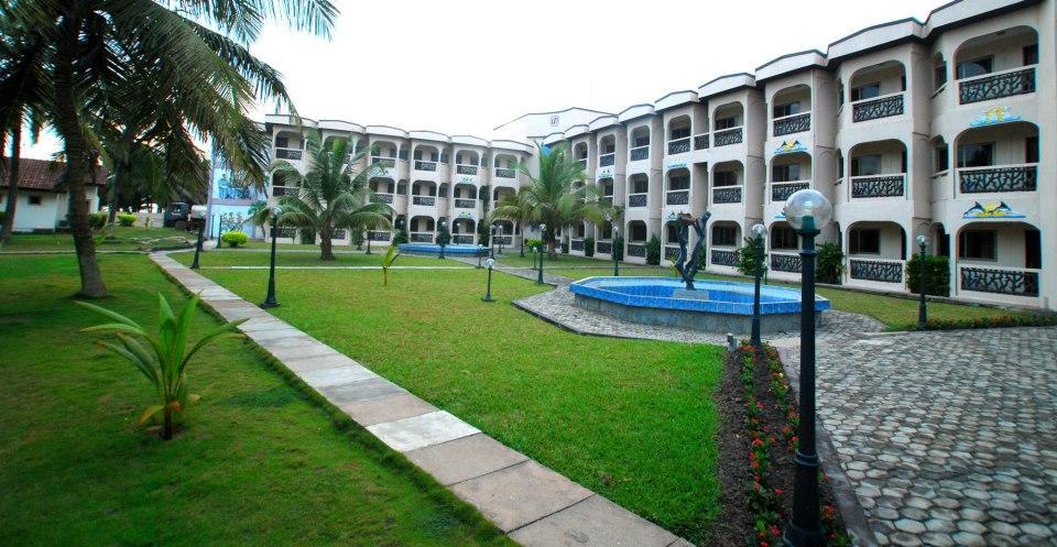 Ramada Resort Accra Esterno foto
