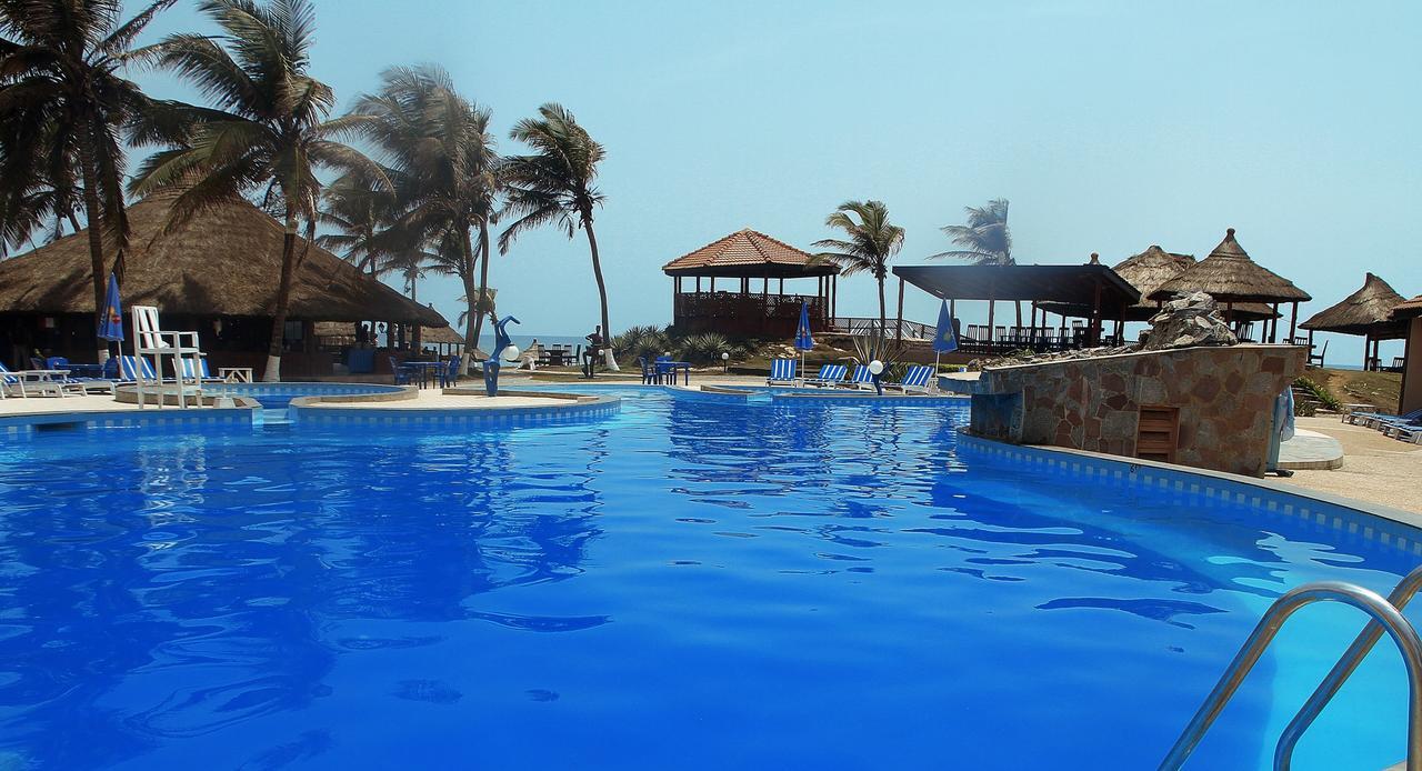 Ramada Resort Accra Esterno foto