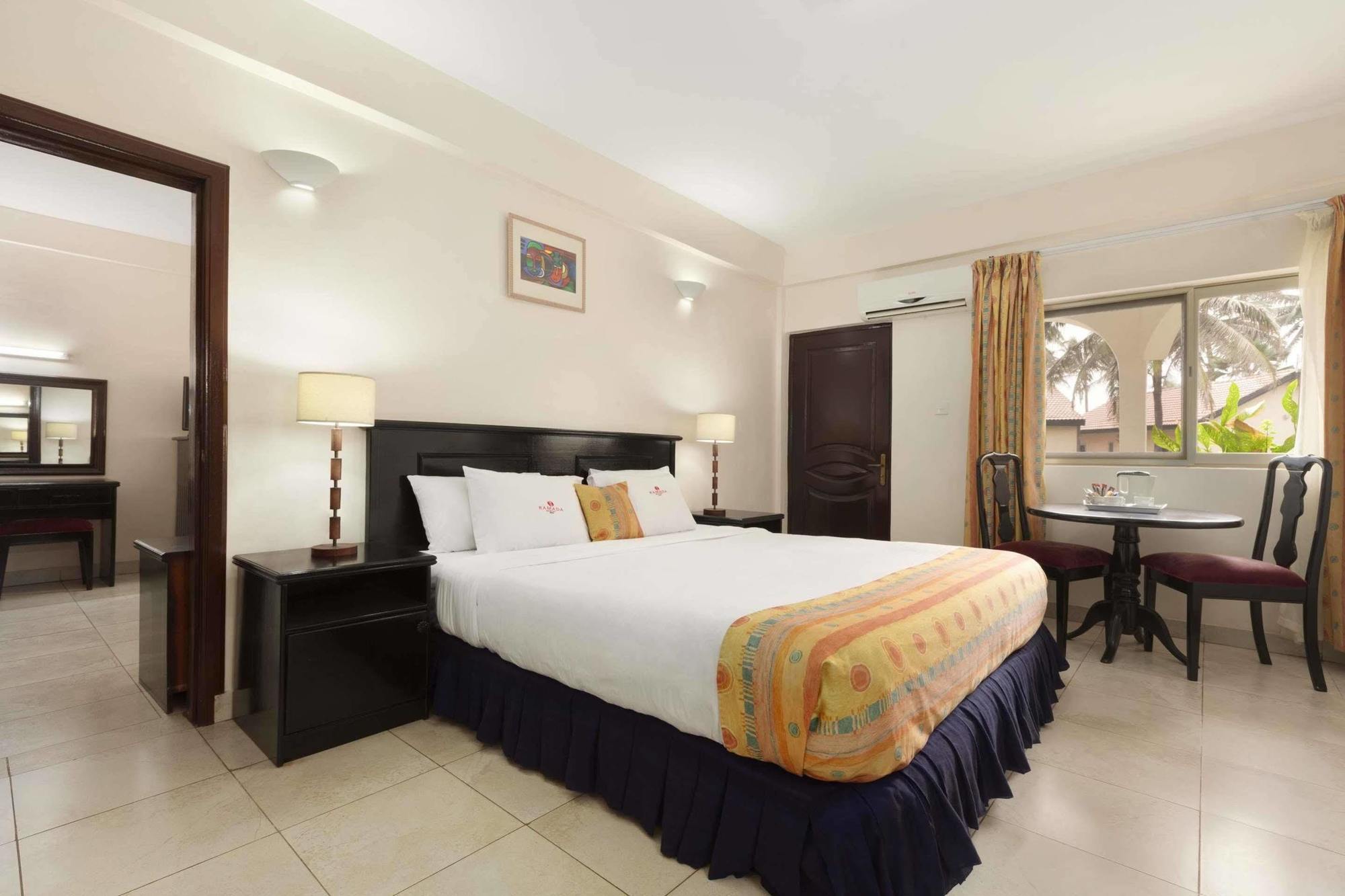 Ramada Resort Accra Esterno foto