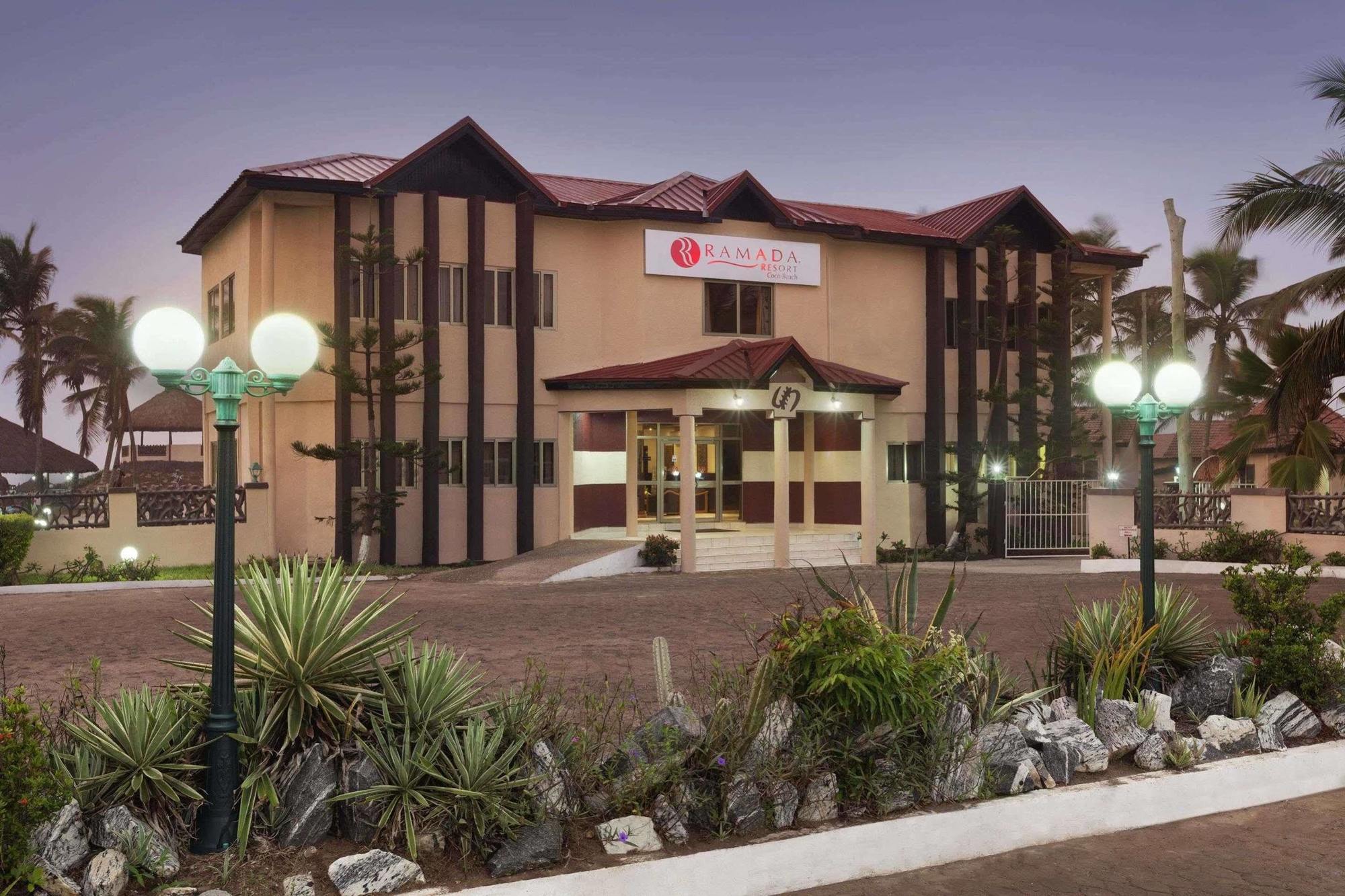 Ramada Resort Accra Esterno foto